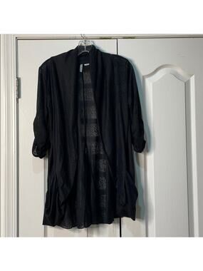 Lilly Lou M black open-front lightweight jacket